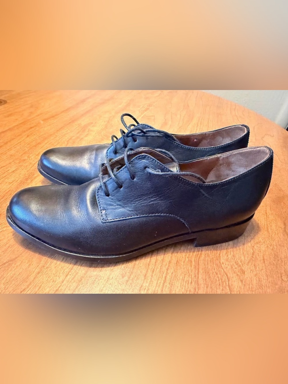 Women's Black Leather Lace-Up Flats - Sleek Everyday Loafers